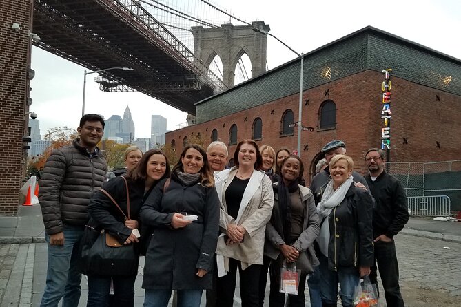 Top Rated Brooklyn Half-Day Food, History & Culture Tour via bus - From Greenwich Village across the Williamsburg Bridge