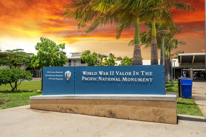 Tribute to Pearl Harbor Arizona Memorial and Honolulu City Tour - Punchbowl Cemetery adds a quieter side of Honolulu