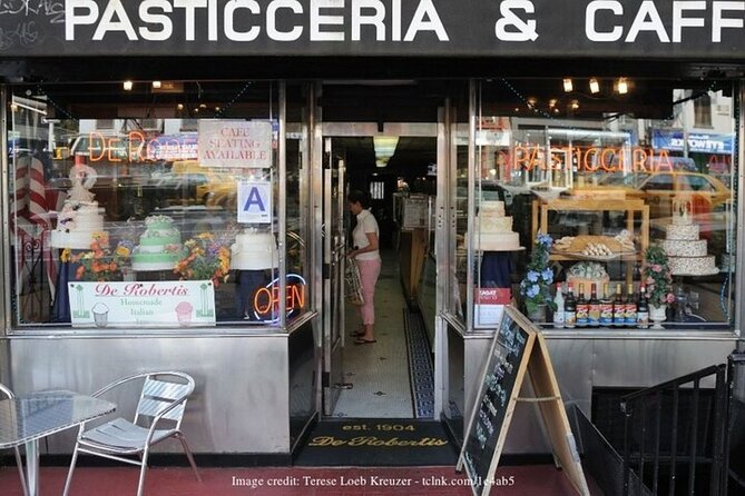 True Crime NYC: Mafia Walk w/Ret. NYPD Detective and Local Food - Is $75.65 a fair price?