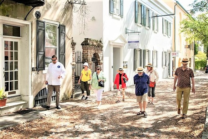 Undiscovered Charleston: Half Day Food, Wine & History Tour with Cooking Class - From city streets to a cooking demonstration