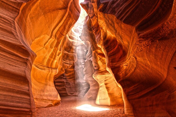 Upper Antelope Canyon Tour-AACT - Inside the canyon for about 80 minutes
