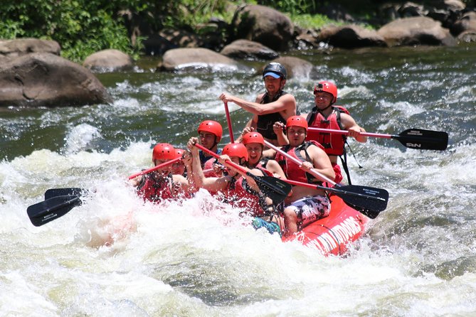 Upper Pigeon River Rafting Trip from Hartford - Getting ready for cold water and wet clothes