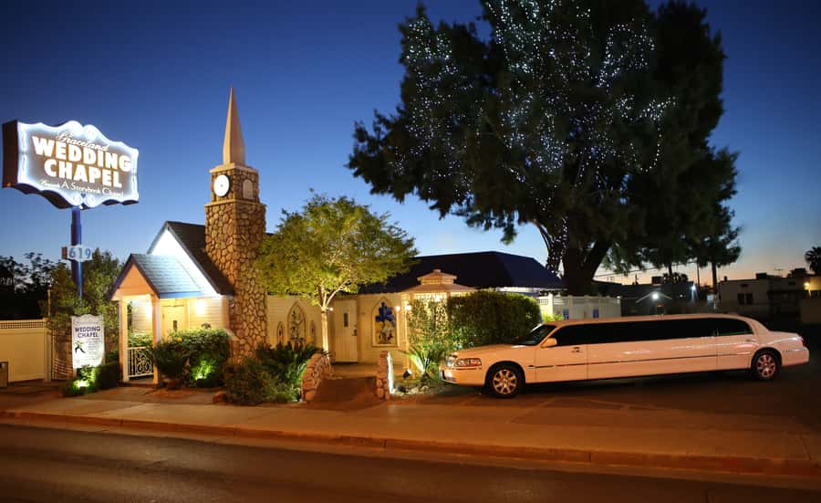 Vegas: Elvis-Themed Graceland Chapel Wedding or Vow Renewal - Walking into the original Graceland Chapel