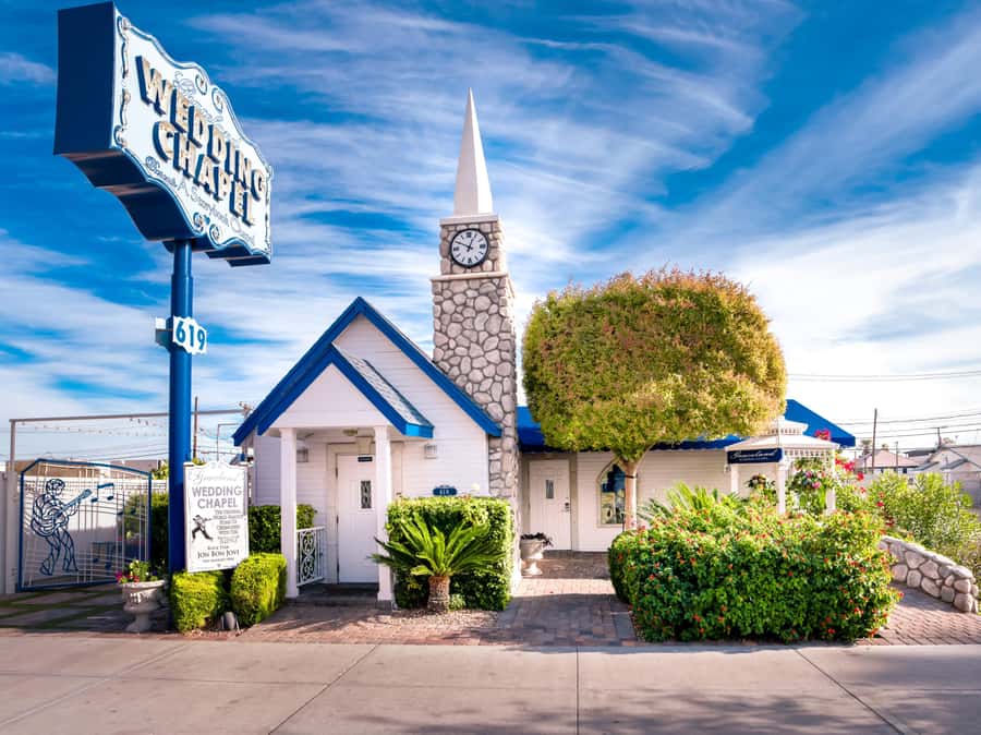 Vegas: Elvis-Themed Graceland Chapel Wedding or Vow Renewal - Who will enjoy this Elvis wedding most