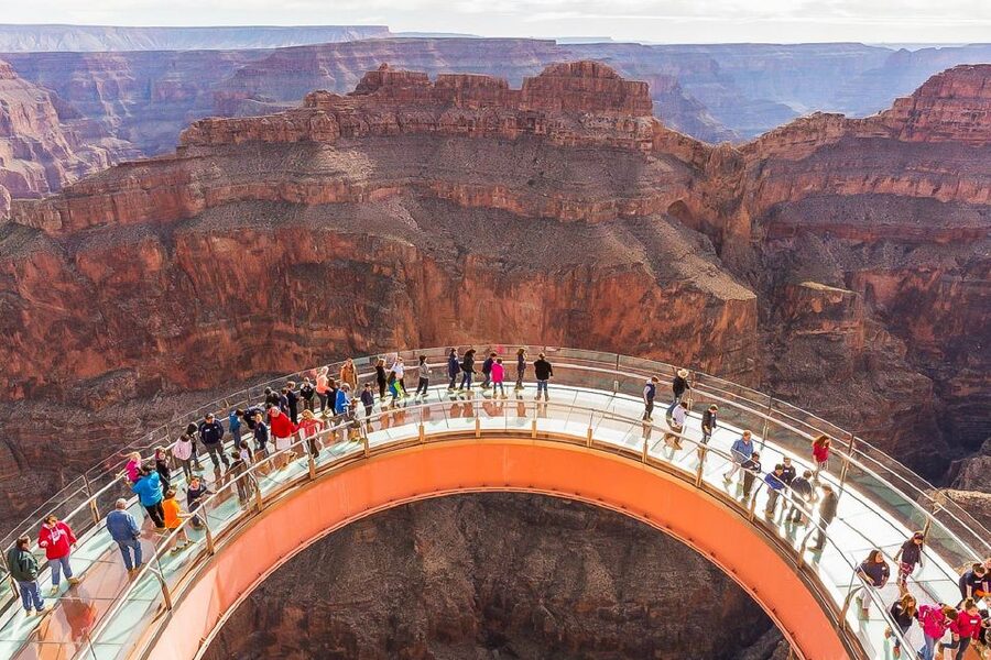 Vegas: Grand Canyon, Hoover Dam, Lunch/Skywalk Options, WiFi - Key points at a glance