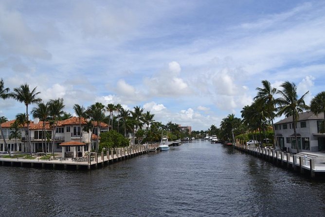 Venice of America Tour | Millionaire's Row | Complimentary Drinks - Arriving at 2900 Sebastian Street