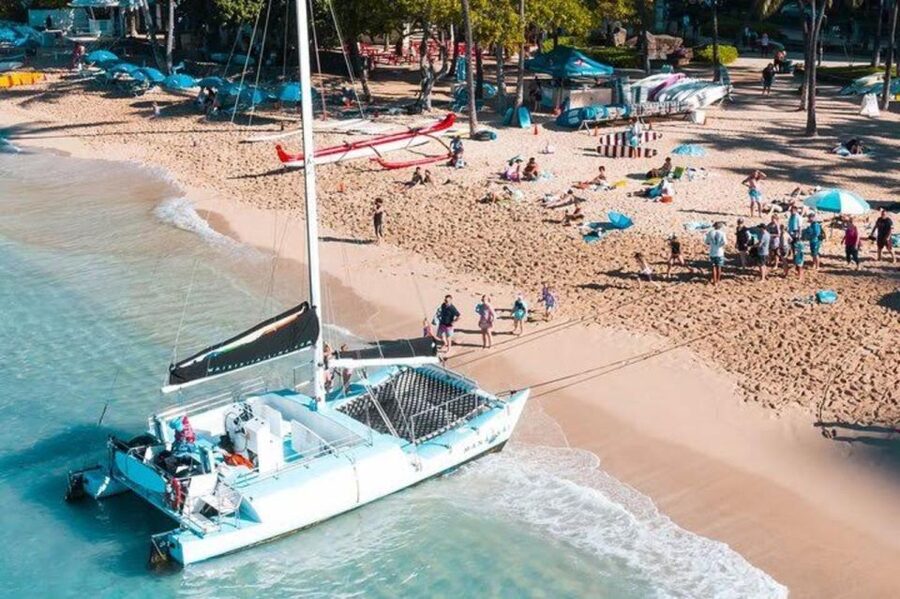 Waikiki Beach: Turtle Snorkeling and Sailing on Hāwea - Key points to know before you book