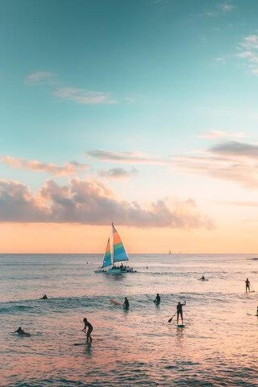 Waikiki Beach: Turtle Snorkeling and Sailing on Hāwea - From Duke Kahanamoku Statue to Turtle Canyon