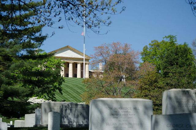 Washington DC: Arlington Nat. Cemetery Ticket & Tram Tour - Hop-on, hop-off timing and the 45-minute loop