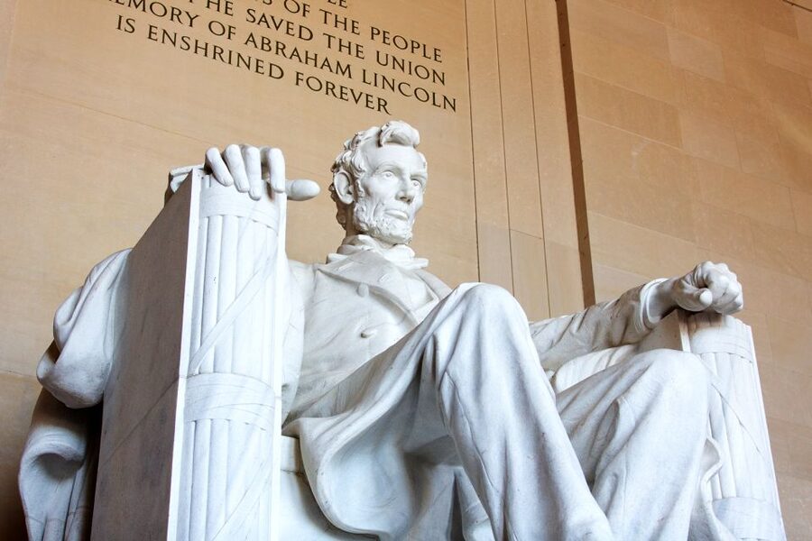 Washington DC: Bus Tour to the Highlights of the Capital - World War II and World War I: two different kinds of remembrance