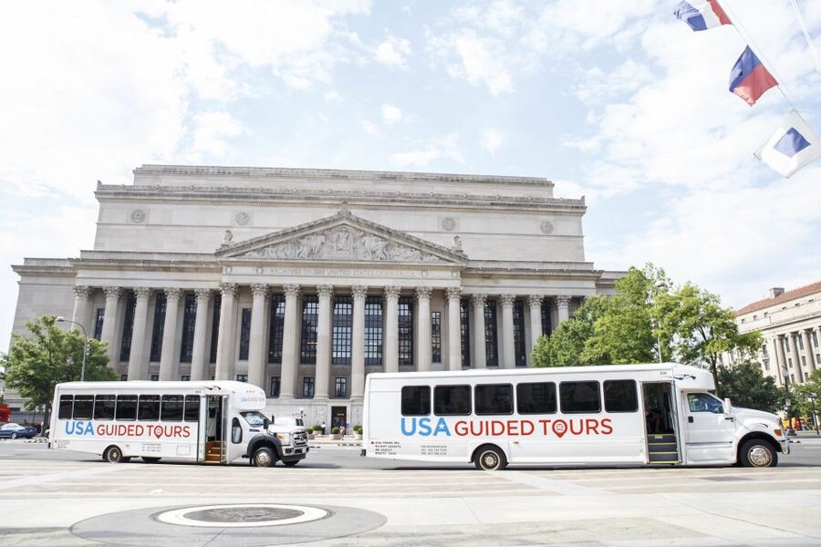 Washington DC: Bus Tour to the Highlights of the Capital - Vietnam and Korean memorials, where quiet matters