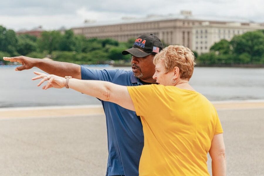 Washington, DC: Full-Day Tour with a Scenic River Cruise - The Capitol and White House: American symbols up close