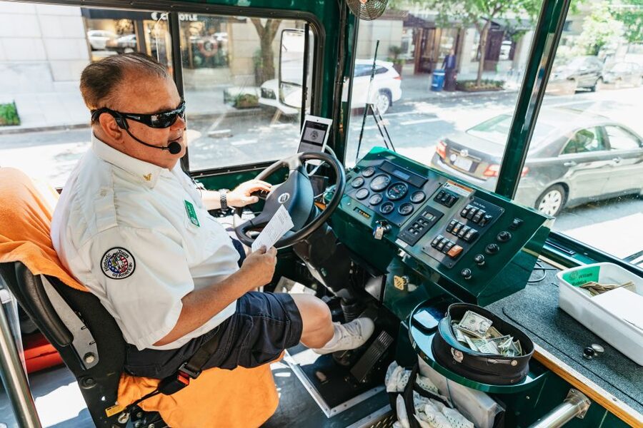 Washington, DC: Hop-On Hop-Off Old Town Trolley City Tour - Adding Arlington National Cemetery