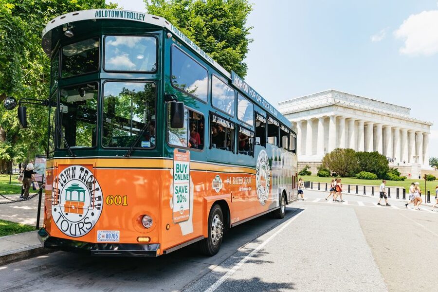 Washington, DC: Hop-On Hop-Off Old Town Trolley City Tour - The White House, Archives, and Union Station loop