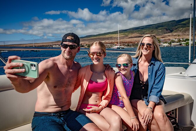 WHALES GUARANTEED Maui Whale Watching Makai Adventures - The rhythm of the 2-hour-15-minute outing