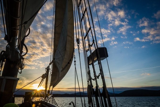 Windjammer Classic Sunset Sail from Camden, Maine - Setting sail from Camden Harbor