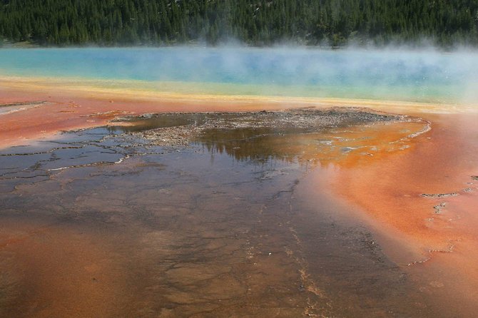 Yellowstone National Park - Full-Day Lower Loop Tour from Jackson - Yellowstone Lake and Grand Prismatic Spring